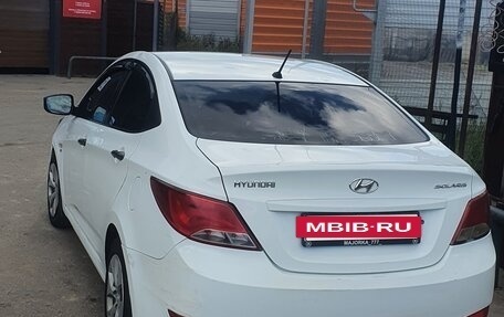 Hyundai Solaris II рестайлинг, 2015 год, 350 000 рублей, 4 фотография