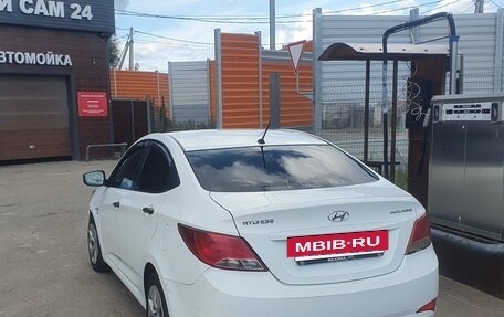 Hyundai Solaris II рестайлинг, 2015 год, 350 000 рублей, 6 фотография