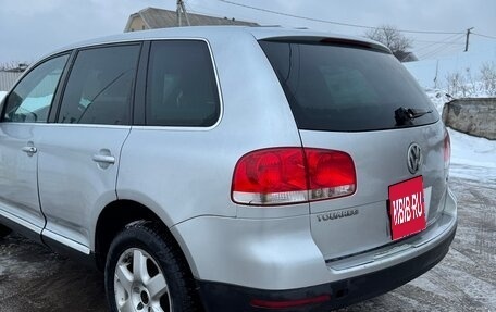 Volkswagen Touareg III, 2004 год, 690 000 рублей, 5 фотография