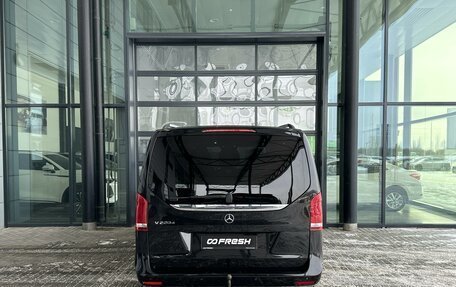 Mercedes-Benz V-Класс, 2017 год, 3 790 000 рублей, 4 фотография