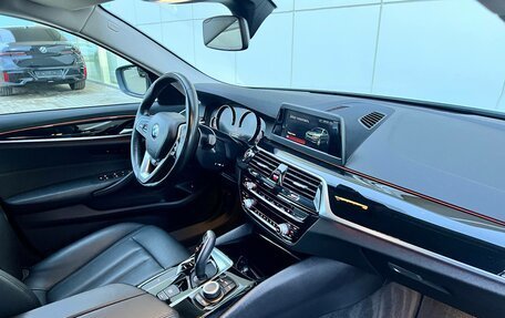 BMW 5 серия, 2018 год, 3 290 000 рублей, 11 фотография