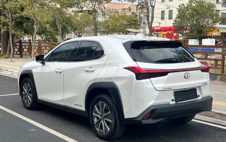 Lexus UX I, 2022 год, 2 250 008 рублей, 3 фотография