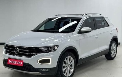 Volkswagen T-Roc I, 2022 год, 1 750 000 рублей, 1 фотография