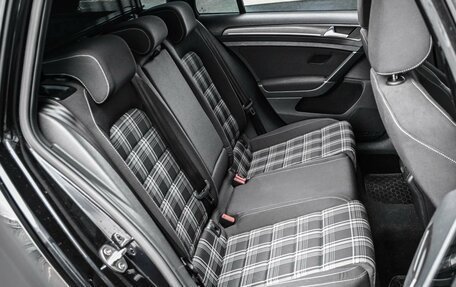 Volkswagen Golf VII, 2018 год, 2 199 000 рублей, 7 фотография