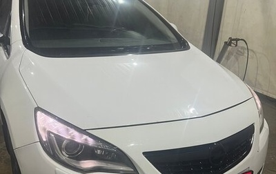 Opel Astra J, 2010 год, 700 000 рублей, 1 фотография