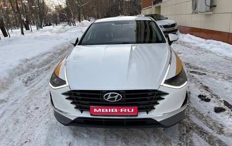 Hyundai Sonata VIII, 2020 год, 2 000 000 рублей, 1 фотография