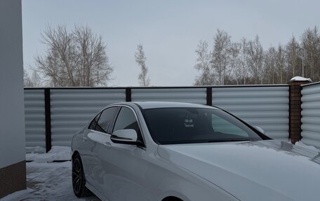 Mercedes-Benz E-Класс, 2020 год, 4 500 000 рублей, 3 фотография