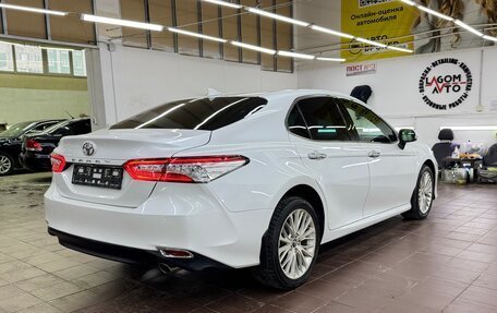 Toyota Camry, 2018 год, 2 790 000 рублей, 5 фотография