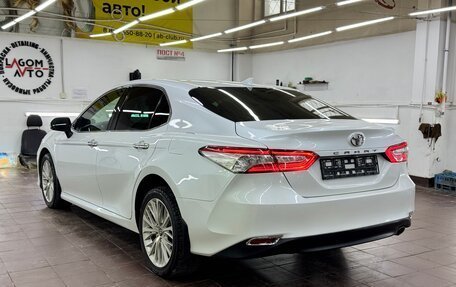 Toyota Camry, 2018 год, 2 790 000 рублей, 7 фотография