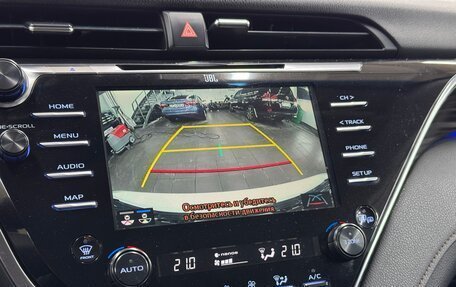 Toyota Camry, 2018 год, 2 790 000 рублей, 20 фотография