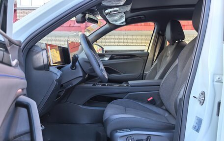 Volkswagen Tiguan, 2025 год, 4 850 000 рублей, 15 фотография