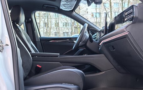 Volkswagen Tiguan, 2025 год, 4 850 000 рублей, 17 фотография