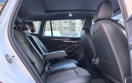 Volkswagen Tiguan, 2025 год, 4 850 000 рублей, 18 фотография