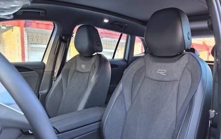 Volkswagen Tiguan, 2025 год, 4 850 000 рублей, 21 фотография