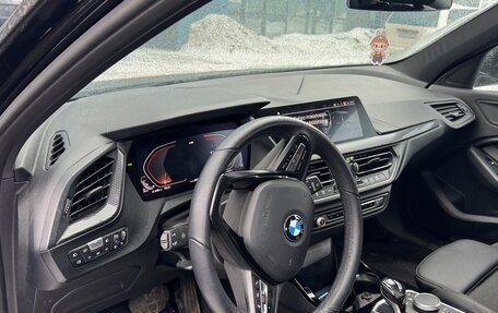 BMW 1 серия, 2020 год, 1 800 000 рублей, 9 фотография