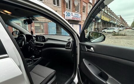 Hyundai Tucson III, 2018 год, 2 100 000 рублей, 13 фотография