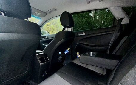 Hyundai Tucson III, 2018 год, 2 100 000 рублей, 15 фотография