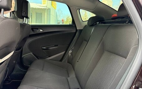 Opel Astra J, 2014 год, 885 000 рублей, 9 фотография