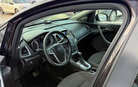 Opel Astra J, 2014 год, 885 000 рублей, 10 фотография