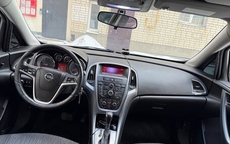 Opel Astra J, 2014 год, 885 000 рублей, 11 фотография