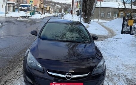 Opel Astra J, 2014 год, 885 000 рублей, 2 фотография