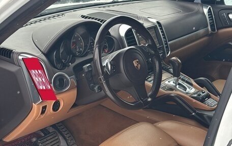 Porsche Cayenne III, 2012 год, 1 999 999 рублей, 10 фотография