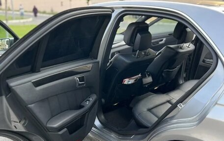 Mercedes-Benz E-Класс, 2010 год, 1 550 000 рублей, 14 фотография