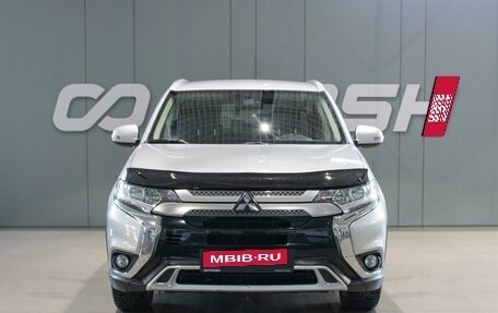 Mitsubishi Outlander III рестайлинг 3, 2021 год, 2 229 000 рублей, 3 фотография