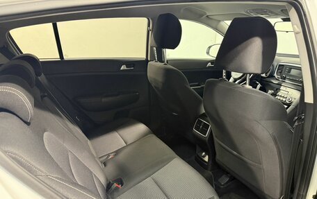 KIA Sportage IV рестайлинг, 2019 год, 2 299 800 рублей, 4 фотография