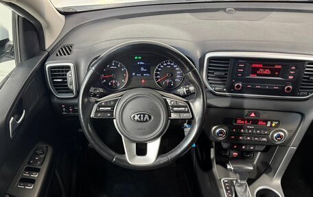 KIA Sportage IV рестайлинг, 2019 год, 2 299 800 рублей, 10 фотография