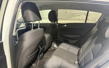 KIA Sportage IV рестайлинг, 2019 год, 2 299 800 рублей, 6 фотография