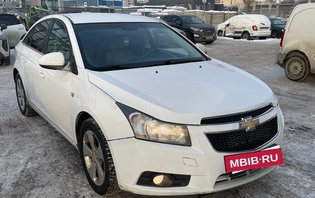Chevrolet Cruze II, 2011 год, 560 000 рублей, 6 фотография