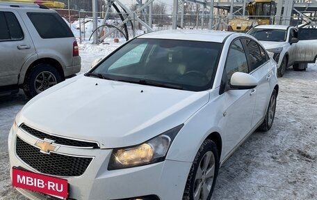 Chevrolet Cruze II, 2011 год, 560 000 рублей, 5 фотография