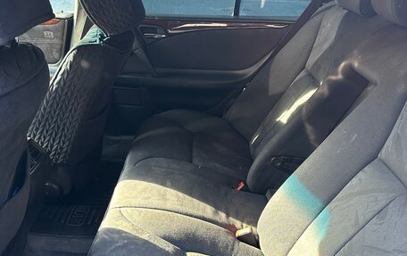 Mercedes-Benz E-Класс, 1998 год, 430 000 рублей, 3 фотография