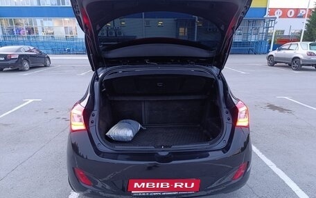 Hyundai i30 II рестайлинг, 2012 год, 950 000 рублей, 15 фотография