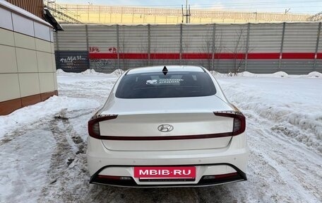 Hyundai Sonata VIII, 2020 год, 2 000 000 рублей, 3 фотография