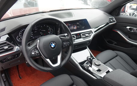 BMW 3 серия, 2021 год, 3 770 000 рублей, 12 фотография