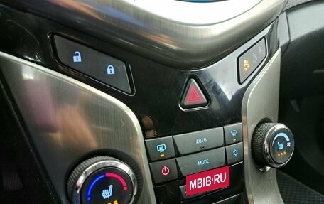 Chevrolet Cruze II, 2014 год, 700 000 рублей, 12 фотография