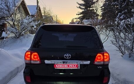 Toyota Land Cruiser 200, 2010 год, 3 333 333 рублей, 2 фотография