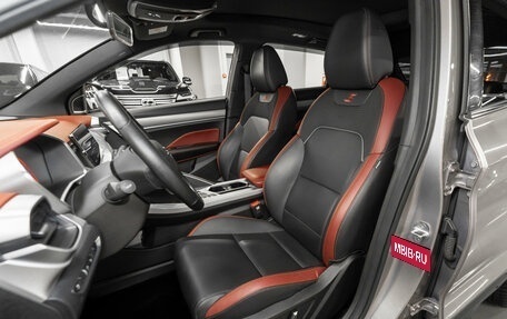 Geely Coolray I, 2022 год, 1 860 000 рублей, 9 фотография