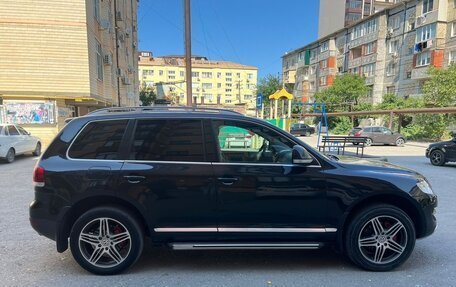 Volkswagen Touareg III, 2008 год, 850 000 рублей, 4 фотография