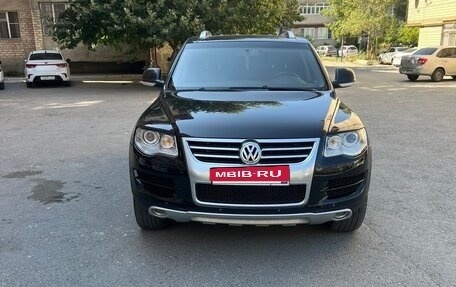 Volkswagen Touareg III, 2008 год, 850 000 рублей, 2 фотография