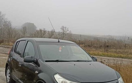 Renault Sandero I, 2011 год, 500 000 рублей, 2 фотография