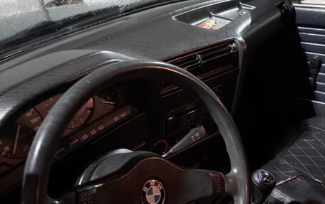 BMW 3 серия, 1984 год, 350 000 рублей, 11 фотография