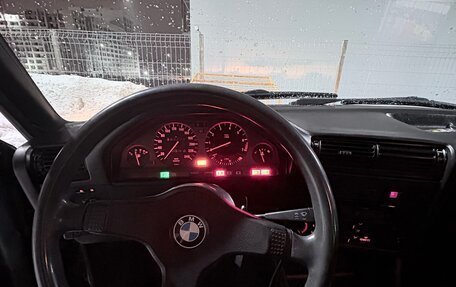 BMW 3 серия, 1984 год, 350 000 рублей, 19 фотография