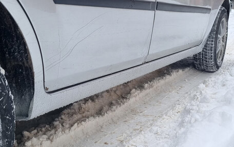 Ford Fiesta, 2002 год, 250 000 рублей, 9 фотография