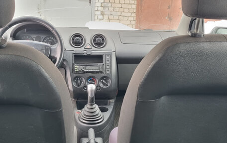 Ford Fiesta, 2002 год, 250 000 рублей, 11 фотография