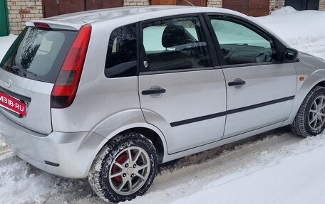 Ford Fiesta, 2002 год, 250 000 рублей, 7 фотография