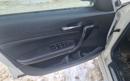 BMW 1 серия, 2012 год, 1 300 000 рублей, 9 фотография