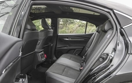 Toyota Camry, 2025 год, 4 220 000 рублей, 14 фотография